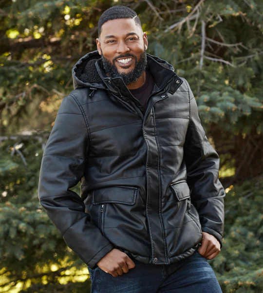 “The Business of Outerwear: Market Insights and Consumer Preferences in Winter Apparel”